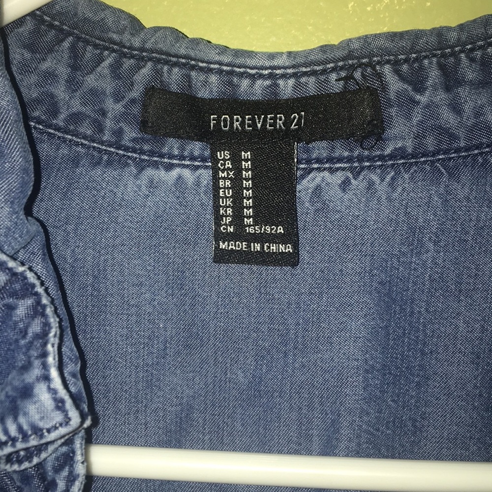 Button down Shirt - Picture 3 of 3